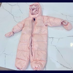 Baby Gap Snow Suit Pink and White Girl Size 18-24 Months hood and mittens